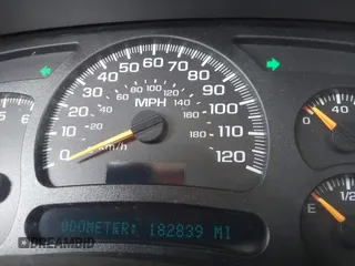 2005 Chevrolet Silverado 1500 Z71 with VIN 1GCEK19Z15Z182852, listed as a IAAI auction lot 41891082 with 182,839 mi miles and . Bid and sale history available at DreamBid. Image 7.