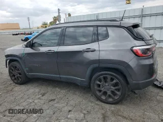 2021 Jeep Compass 80th Anniversary z VIN 3C4NJCEB4MT548722, wystawiony jako Copart lot #54626895 z przebiegiem 67 583 mil mil oraz Szkoda całkowita • Salvage title. Historia ofert i sprzedaży dostępna na DreamBid. Obrazek 2.