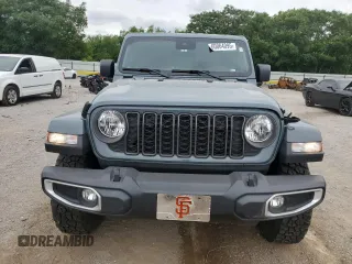 2024 Jeep Gladiator Sport S with VIN 1C6HJTAG2RL125730, listed as a Copart auction lot 60064095 with 10,173 mi miles and Salvage title. Bid and sale history available at DreamBid. Image 5.