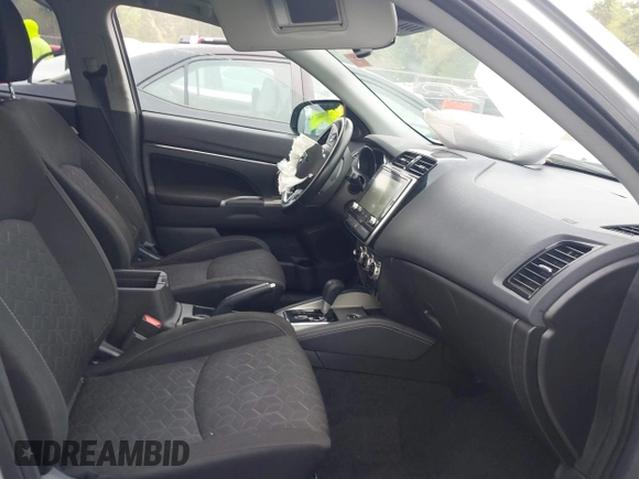 2021 Mitsubishi Outlander ES z VIN JA4ARUAU4MU025575, wystawiony jako IAAI lot #41937147 z przebiegiem 66 640 mil mil oraz . Historia ofert i sprzedaży dostępna na DreamBid. Obrazek 5.