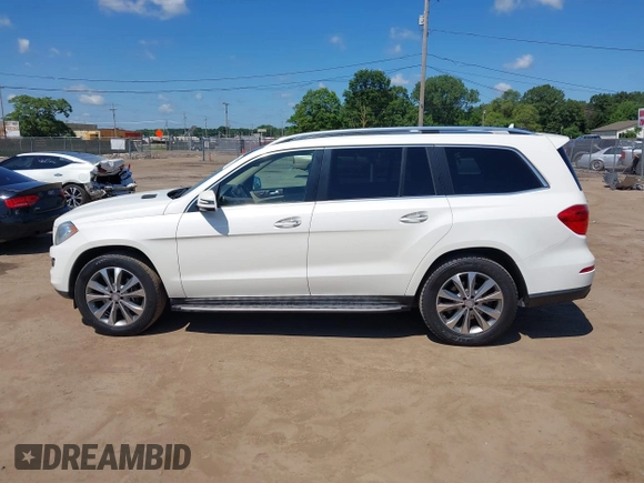 2014 Mercedes-Benz GL 450 with VIN 4JGDF7CE3EA336481, listed as a IAAI auction lot 42647526 with 145,311 mi miles and . Bid and sale history available at DreamBid. Image 14.
