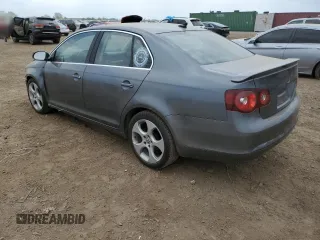 2008 Volkswagen Jetta SE z VIN 3VWRM71K08M099347, wystawiony jako Copart lot #57061795 z przebiegiem 129 225 mil mil oraz Szkoda całkowita • Salvage title. Historia ofert i sprzedaży dostępna na DreamBid. Obrazek 2.