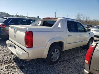 2007 Cadillac Escalade EXT with VIN 3GYFK62847G294013, listed as a Copart auction lot 47945395 with 180,577 mi miles and Salvage Title. Bid and sale history available at carsss.com. Image 3.