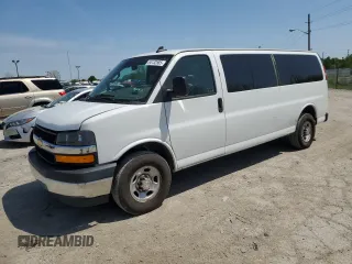 2020 Chevrolet Express Passenger LT z VIN 1GAZGPFP1L1268224, wystawiony jako Copart lot #54132585 z przebiegiem 200 621 mil mil oraz Tytuł czysty. Historia ofert i sprzedaży dostępna na DreamBid. Obrazek 1.