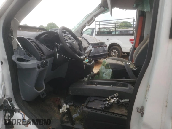 2019 Ford Transit with VIN 1FTYE2CM7KKB35451, listed as a Copart auction lot 54072685 with Not Provided miles and Clean Title. Bid and sale history available at carsss.com. Image 7.