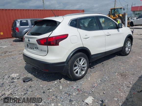2017 Nissan Rogue SV with VIN JN1BJ1CR3HW100711, listed as a IAAI auction lot 42157090 with 106,067 mi miles and . Bid and sale history available at DreamBid. Image 4.