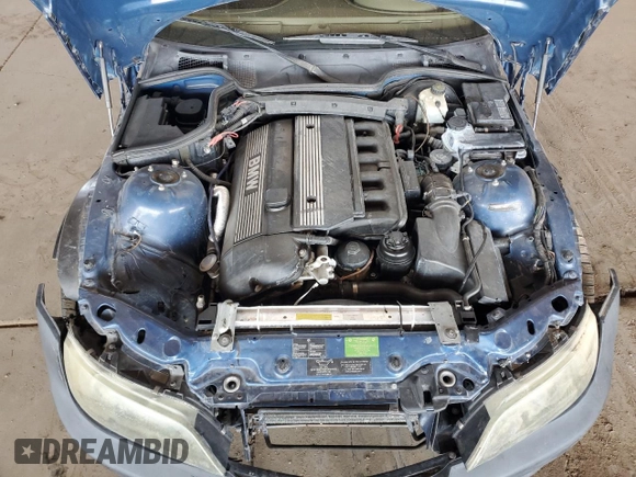 2000 BMW Z3 2.5 with VIN 4USCH9347YLF88222, listed as a Copart auction lot 59898395 with 125,123 mi miles and Clean title. Bid and sale history available at DreamBid. Image 11.