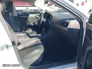 2019 Volkswagen Jetta SEL Premium with VIN 3VWG57BU8KM069380, listed as a IAAI auction lot 41701845 with 50,107 mi miles. Bid and sale history available at carsss.com. Image 5.