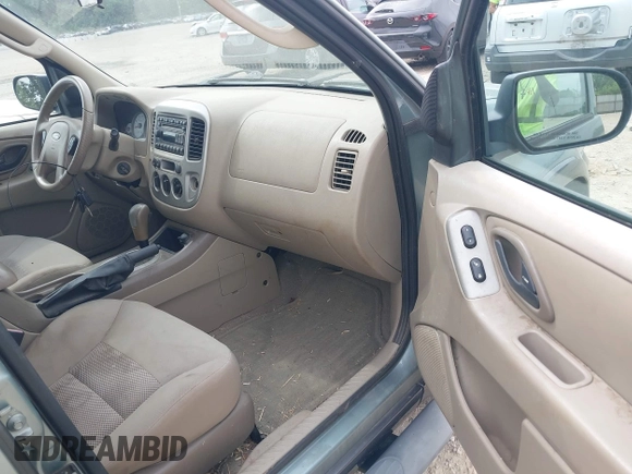 2006 Ford Escape XLT z VIN 1FMCU03126KB78152, wystawiony jako IAAI lot #42759568 z przebiegiem 132 048 mil mil oraz . Historia ofert i sprzedaży dostępna na DreamBid. Obrazek 5.