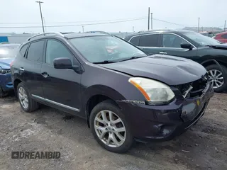 2011 Nissan Rogue SV z VIN JN8AS5MV7BW313844, wystawiony jako IAAI lot #42342668 z przebiegiem 92 342 mil mil oraz . Historia ofert i sprzedaży dostępna na DreamBid. Obrazek 1.