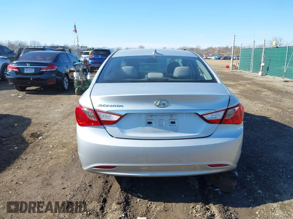 2011 Hyundai Sonata GLS with VIN 5NPEB4AC7BH256366, listed as a IAAI auction lot 41881465 with 184,161 mi miles and . Bid and sale history available at carsss.com. Image 16.