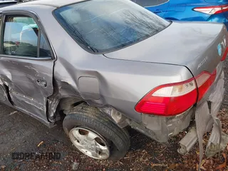 2000 Honda Accord EX z VIN 1HGCG5651YA129056, wystawiony jako IAAI lot #41532787 z przebiegiem Nie podano mil oraz . Historia ofert i sprzedaży dostępna na DreamBid. Obrazek 18.