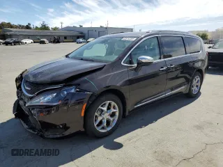 2017 Chrysler Pacifica Limited с VIN 2C4RC1GG2HR525473, выставлен на аукционе Copart как лот 63616385 с пробегом 31 720 миль миль и Списание • Salvage title. История ставок и продаж доступна на DreamBid. Изображение 1.