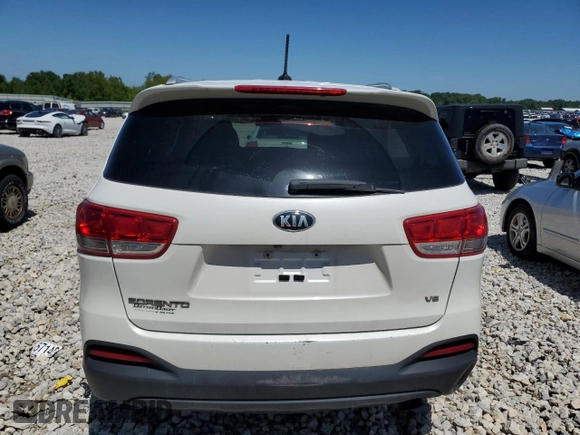 2018 Kia Sorento LX V6 with VIN 5XYPGDA55JG373056, listed as a Copart auction lot 56362954 with 138,283 mi miles and Clean Title. Bid and sale history available at carsss.com. Image 6.
