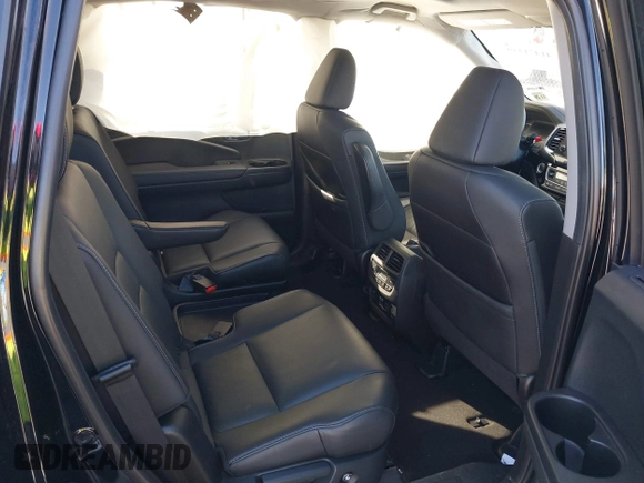 2022 Honda Pilot Touring 7-Passenger with VIN 5FNYF6H63NB006591, listed as a IAAI auction lot 41471359 with 75,574 mi miles. Bid and sale history available at carsss.com. Image 8.