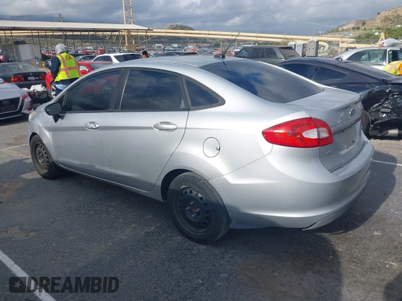 2012 Ford Fiesta SE with VIN 3FADP4BJ3CM106380, listed as a IAAI auction lot 42121786 with 81,613 mi miles. Bid and sale history available at carsss.com. Image 3.
