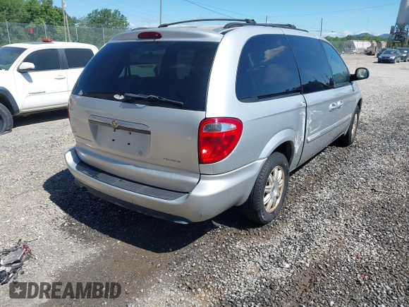 2006 Chrysler Town & Country Touring with VIN 2A4GP54L36R820920, listed as a IAAI auction lot 42335161 with 205,432 mi miles and . Bid and sale history available at DreamBid. Image 4.