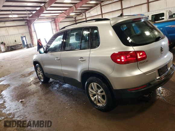 2017 Volkswagen Tiguan S z VIN WVGAV7AX9HW501192, wystawiony jako Copart lot #58719315 z przebiegiem 97 207 mil mil oraz Czysty tytuł • Clean title. Historia ofert i sprzedaży dostępna na DreamBid. Obrazek 2.