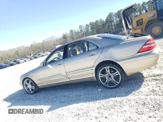 2001 Mercedes-Benz S-Class with VIN WDBNG75J71A199988, listed as a Copart auction lot 49666765 with 215,687 mi miles and Clean Title. Bid and sale history available at carsss.com. Image 2.