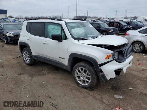 2022 Jeep Renegade Latitude with VIN ZACNJDB10NPN90182, listed as a Copart auction lot 44916335 with 25,664 mi miles and Salvage title. Bid and sale history available at DreamBid. Image 4.