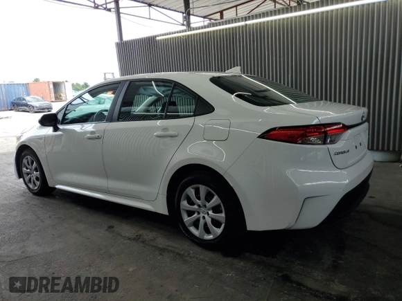 2024 Toyota Corolla LE with VIN 5YFB4MDE2RP110335, listed as a Copart auction lot 63417095 with 32,668 mi miles and Clean title. Bid and sale history available at DreamBid. Image 2.