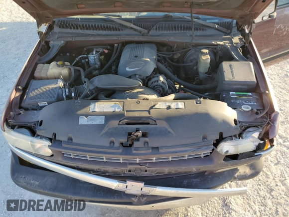 2001 Chevrolet Silverado 1500 LS with VIN 1GCEC19VX1E284081, listed as a Copart auction lot 85853514 with 210,136 mi miles and Salvage Title. Bid and sale history available at DreamBid. Image 11.