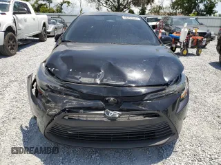 2024 Toyota Corolla LE z VIN 5YFB4MDE8RP122246, wystawiony jako Copart lot #58459985 z przebiegiem 13 975 mil mil oraz Szkoda całkowita • Salvage title. Historia ofert i sprzedaży dostępna na DreamBid. Obrazek 5.