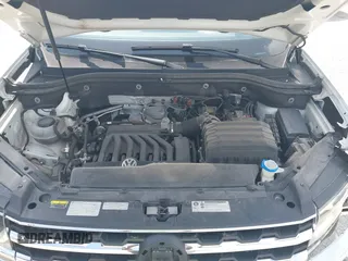 2019 Volkswagen Atlas SEL with VIN 1V2ER2CA0KC512305, listed as a IAAI auction lot 42400428 with 137,516 mi miles and . Bid and sale history available at DreamBid. Image 10.