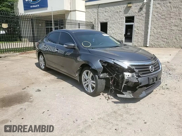 2013 Nissan Altima SV with VIN 1N4BL3AP7DC153479, listed as a Copart auction lot 59283745 with 92,357 mi miles and Salvage title. Bid and sale history available at DreamBid. Image 14.
