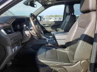 2023 GMC Yukon XL Denali with VIN 1GKS1JKL6PR342758, listed as a Copart auction lot 87909695 with 48,188 mi miles and Clean Title. Bid and sale history available at carsss.com. Image 7.