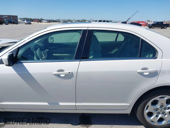 2010 Ford Fusion SE with VIN 3FAHP0HA4AR293386, listed as a IAAI auction lot 41978355 with 123,323 mi miles and . Bid and sale history available at DreamBid. Image 14.