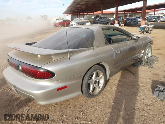 2001 Pontiac Firebird Formula with VIN 2G2FV22G312127556, listed as a IAAI auction lot 41496494 with 179,699 mi miles and . Bid and sale history available at DreamBid. Image 4.