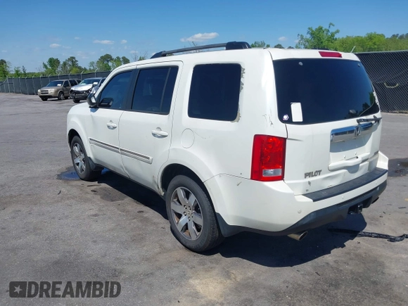 2015 Honda Pilot Touring with VIN 5FNYF3H92FB020766, listed as a IAAI auction lot 41983315 with 201,086 mi miles. Bid and sale history available at carsss.com. Image 3.