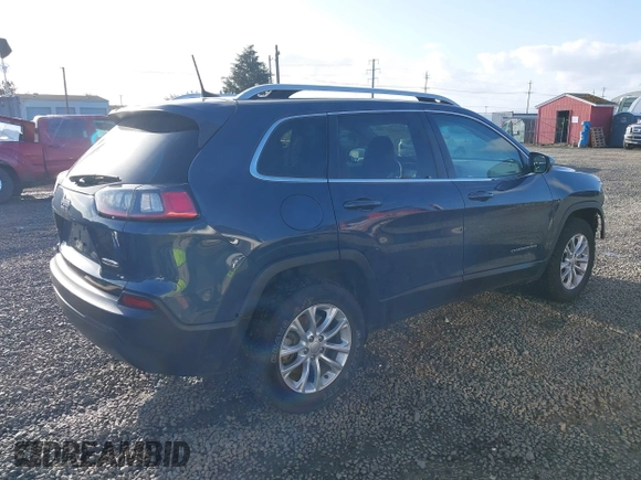 2019 Jeep Cherokee Latitude with VIN 1C4PJMCB1KD453801, listed as a IAAI auction lot 41663957 with 85,062 mi miles. Bid and sale history available at carsss.com. Image 4.