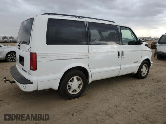 1997 Chevrolet Astro with VIN 1GNDM19W2VB127872, listed as a Copart auction lot 81620483 with 203,162 mi miles and Salvage Title. Bid and sale history available at carsss.com. Image 3.