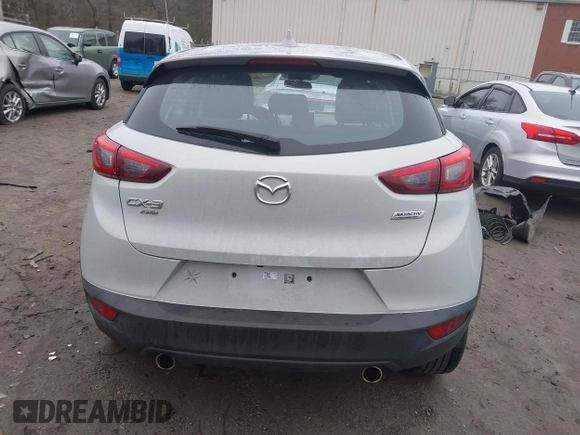 2017 Mazda CX-3 Touring with VIN JM1DKFC77H0155101, listed as a IAAI auction lot 41722040 with 92,653 mi miles. Bid and sale history available at carsss.com. Image 17.