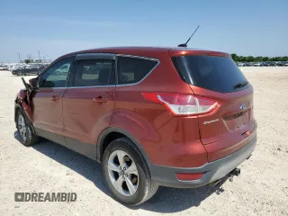 2016 Ford Escape SE z VIN 1FMCU0GX5GUC57593, wystawiony jako Copart lot #56365425 z przebiegiem 121 471 mil mil oraz Szkoda całkowita • Salvage title. Historia ofert i sprzedaży dostępna na DreamBid. Obrazek 2.