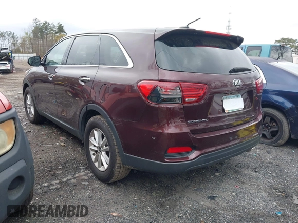2020 Kia Sorento LX V6 with VIN 5XYPG4A53LG632551, listed as a IAAI auction lot 41878365 with 149,708 mi miles. Bid and sale history available at carsss.com. Image 3.
