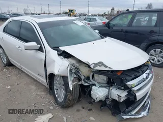 2011 Ford Fusion Hybrid with VIN 3FADP0L31BR316647, listed as a IAAI auction lot 41730126 with 162,354 mi miles. Bid and sale history available at carsss.com. Image 6.