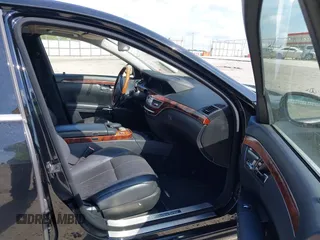 2009 Mercedes-Benz S 550 with VIN WDDNG71X79A239029, listed as a IAAI auction lot 42176872 with 213,721 mi miles and . Bid and sale history available at DreamBid. Image 5.