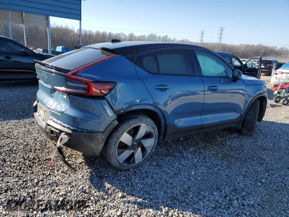 2022 Volvo C40 Ultimate с VIN YV4ED3GB8N2004020, выставлен на аукционе Copart как лот 87205904 с пробегом 45 082 миль миль и Списание • Salvage title. История ставок и продаж доступна на DreamBid. Изображение 3.