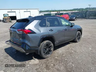 2024 Toyota RAV4 Hybrid XSE z VIN JTME6RFV5RD554443, wystawiony jako IAAI lot #42531459 z przebiegiem Nie podano mil oraz . Historia ofert i sprzedaży dostępna na DreamBid. Obrazek 4.