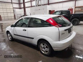 2002 Ford Focus ZX3 с VIN 3FAFP31342R171472, выставлен на аукционе IAAI как лот 41916406 с пробегом 334 934 миль миль и . История ставок и продаж доступна на DreamBid. Изображение 3.