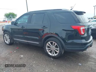 2018 Ford Explorer XLT z VIN 1FM5K7D83JGC39166, wystawiony jako IAAI lot #42425333 z przebiegiem 122 029 mil mil oraz . Historia ofert i sprzedaży dostępna na DreamBid. Obrazek 14.