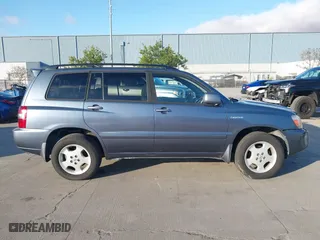 2006 Toyota Highlander w/3rd Row with VIN JTEEP21A560157211, listed as a IAAI auction lot 41879638 with 176,010 mi miles. Bid and sale history available at carsss.com. Image 13.