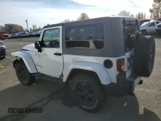 2010 Jeep Wrangler Sahara с VIN 1J4AA5D10AL181225, выставлен на аукционе Copart как лот 79696464 с пробегом 90 139 миль миль и Списание • Salvage title. История ставок и продаж доступна на DreamBid. Изображение 2.