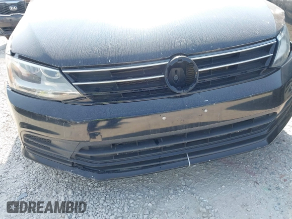 2015 Volkswagen Jetta SE with VIN 3VWD07AJ9FM411420, listed as a IAAI auction lot 40246311 with 141,456 mi miles and . Bid and sale history available at DreamBid. Image 11.