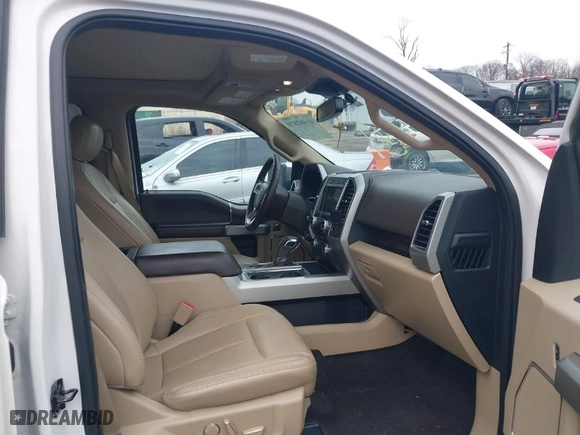 2018 Ford F-150 XL with VIN 1FTEW1EG6JFD02598, listed as a IAAI auction lot 41482870 with 1 mi miles. Bid and sale history available at carsss.com. Image 5.