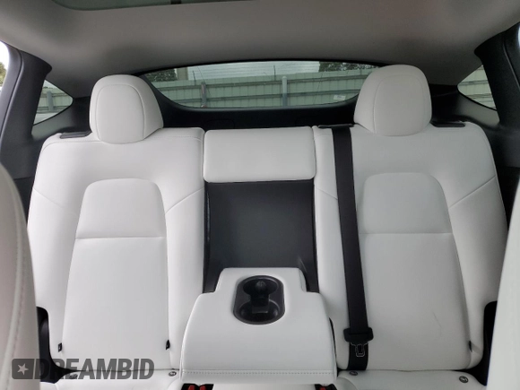 2025 Tesla Model Y Long Range with VIN 7SAYGDED6SF228626, listed as a Copart auction lot 47654525 with 2,087 mi miles and Salvage Title. Bid and sale history available at DreamBid. Image 10.