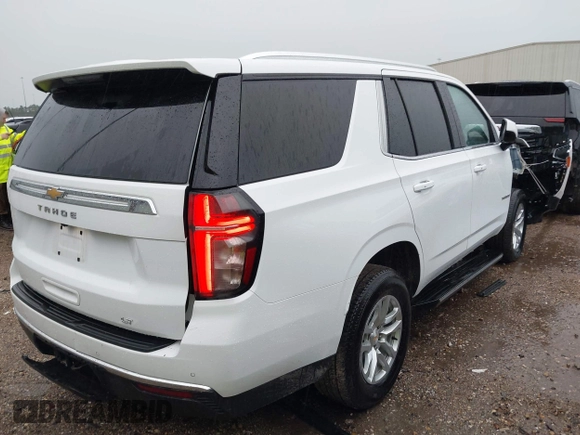 2024 Chevrolet Tahoe LT with VIN 1GNSCNKD8RR279520, listed as a IAAI auction lot 42494747 with 29,020 mi miles and . Bid and sale history available at DreamBid. Image 4.
